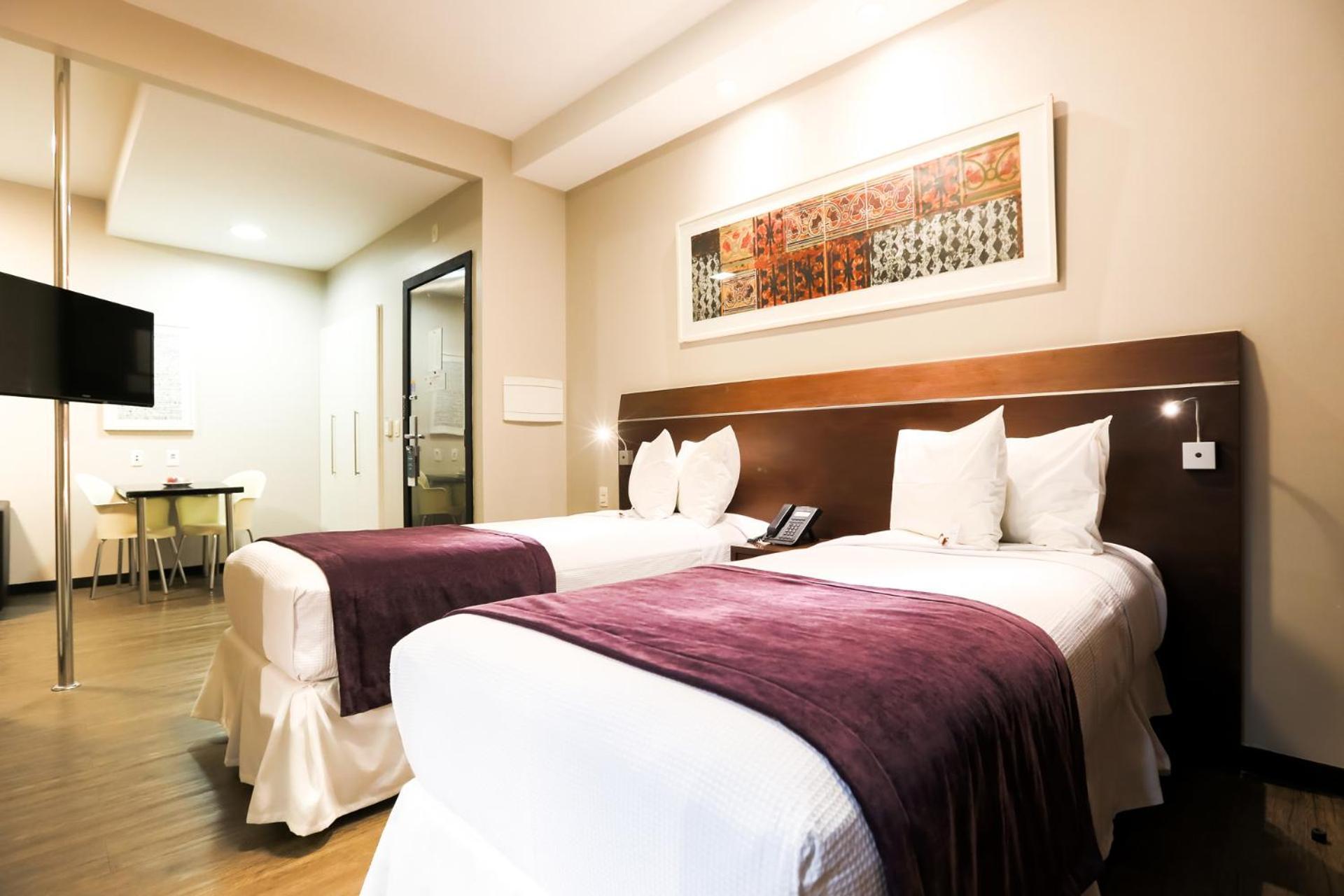 Luxury Triple Room,913563082:JPEG